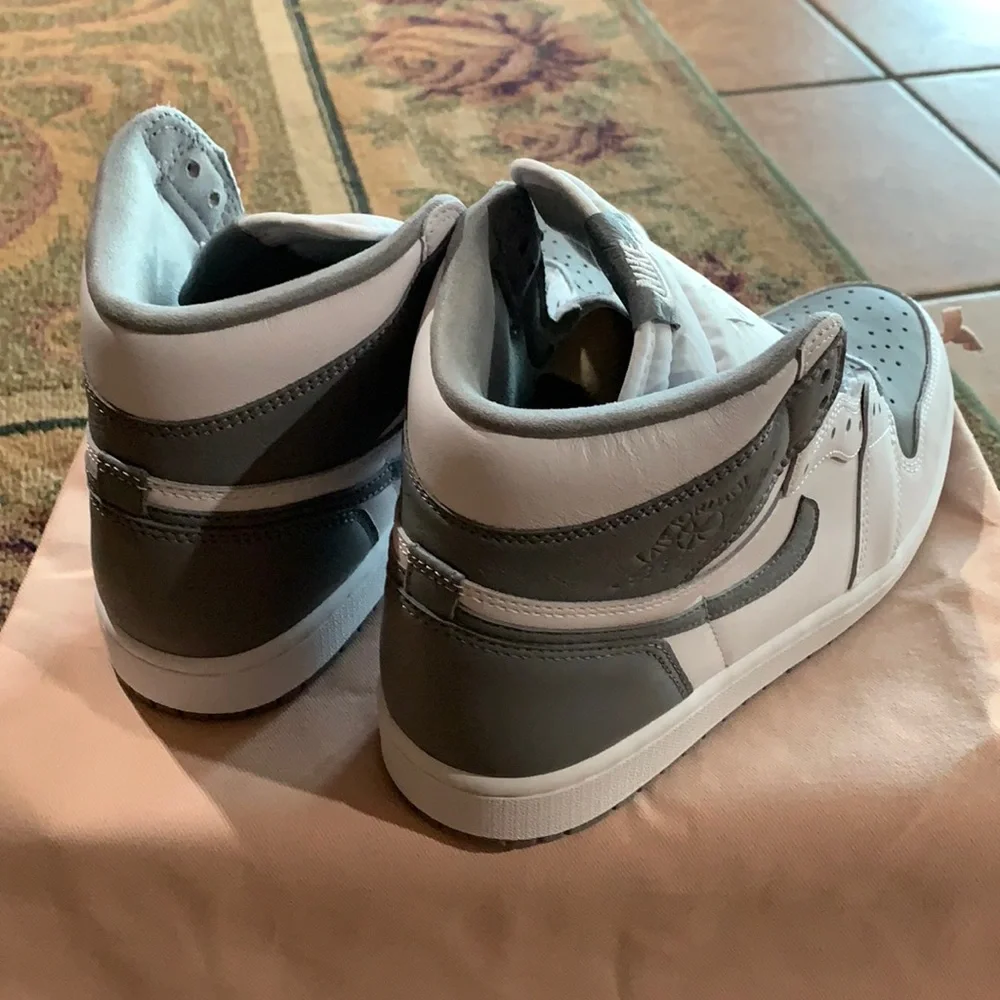 Jordan 1 Retro High OG Stealth (Premium Leather)